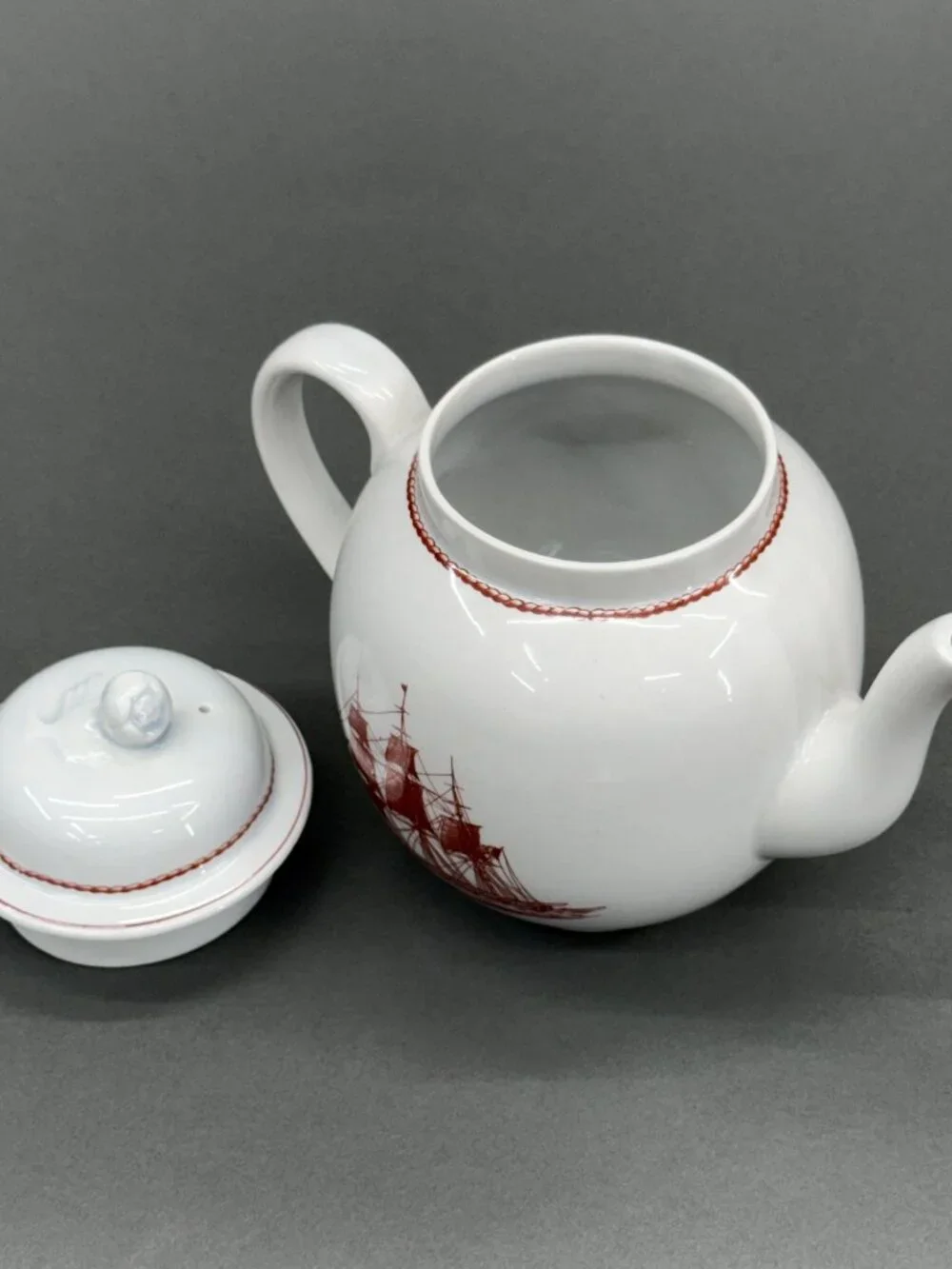 Wedgwood Flying Cloud Teapot Rust Ann McKim 1833 Georgetown Collection England